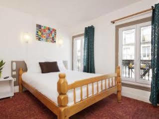 Hotel Petit Bastille Ольне-су-Буа Экстерьер фото